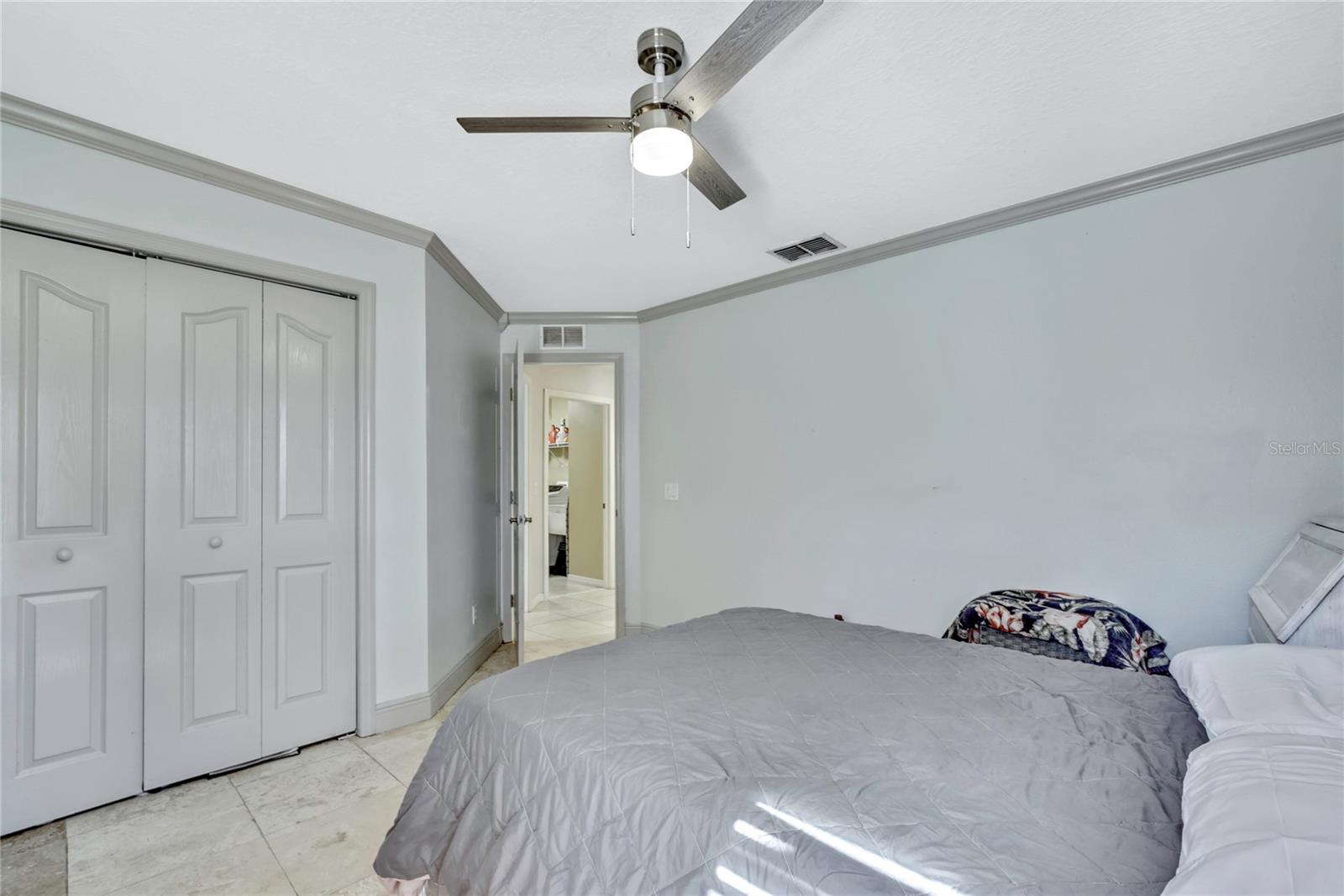 closet view of bedroom 3