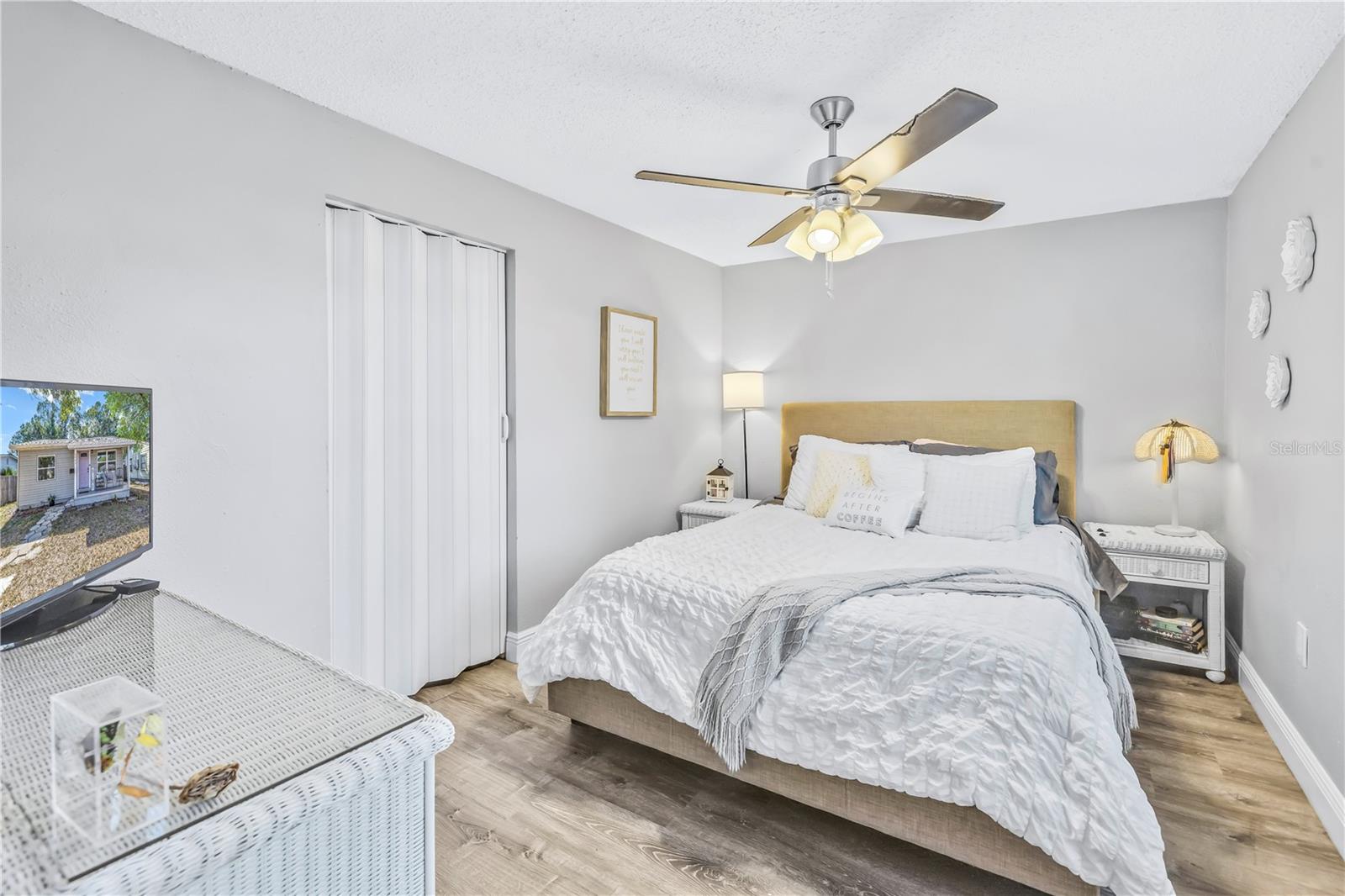 Master bedroom/En-Suite