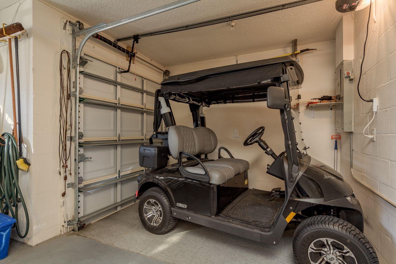 GOLF CART GARAGE