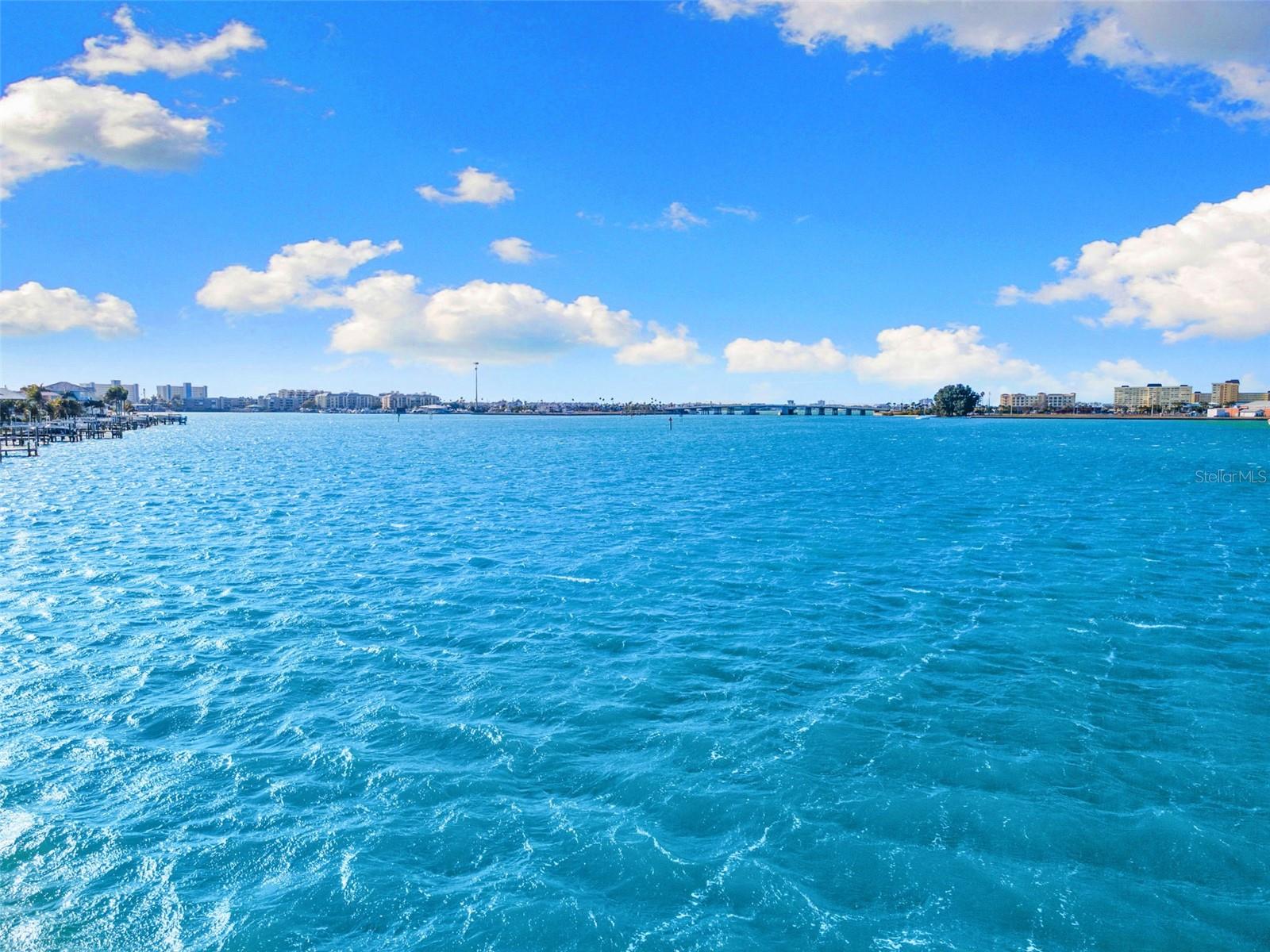 Unbelievable View! Open Water!