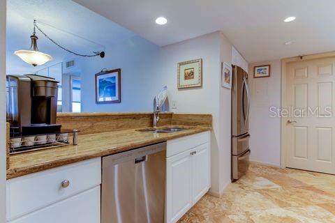 Updated kitchen with granite counters & stainless appliances