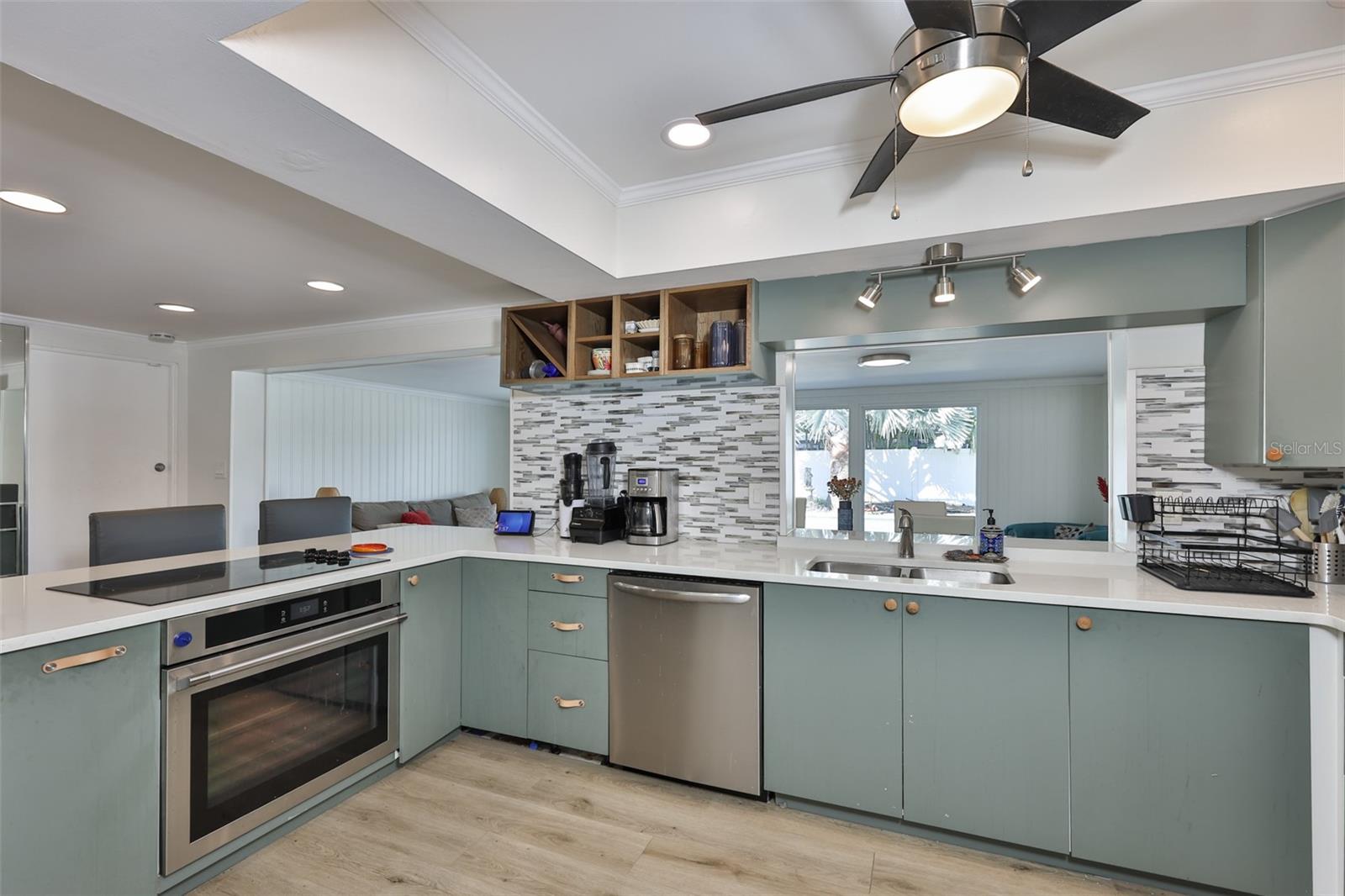 Newly Renovated Kitchen