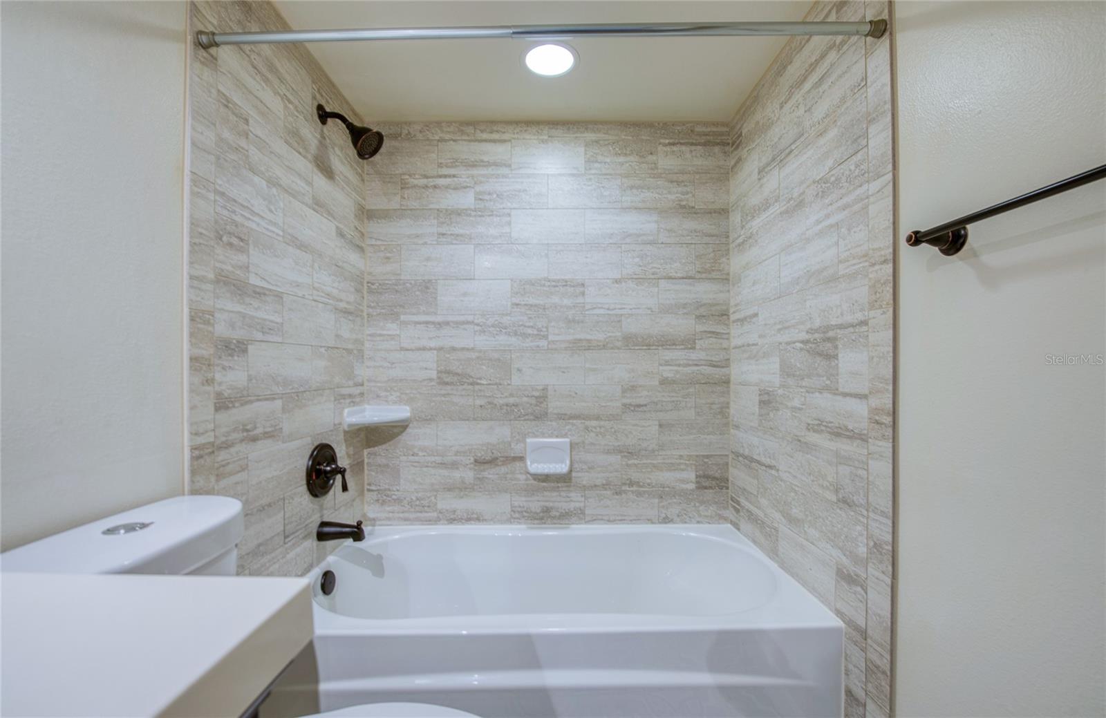 Hall Bathroom w/ Tub and Shower Combo
