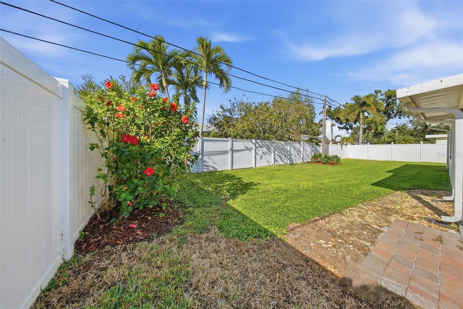 Lots green area for your pets or build your dream pool.