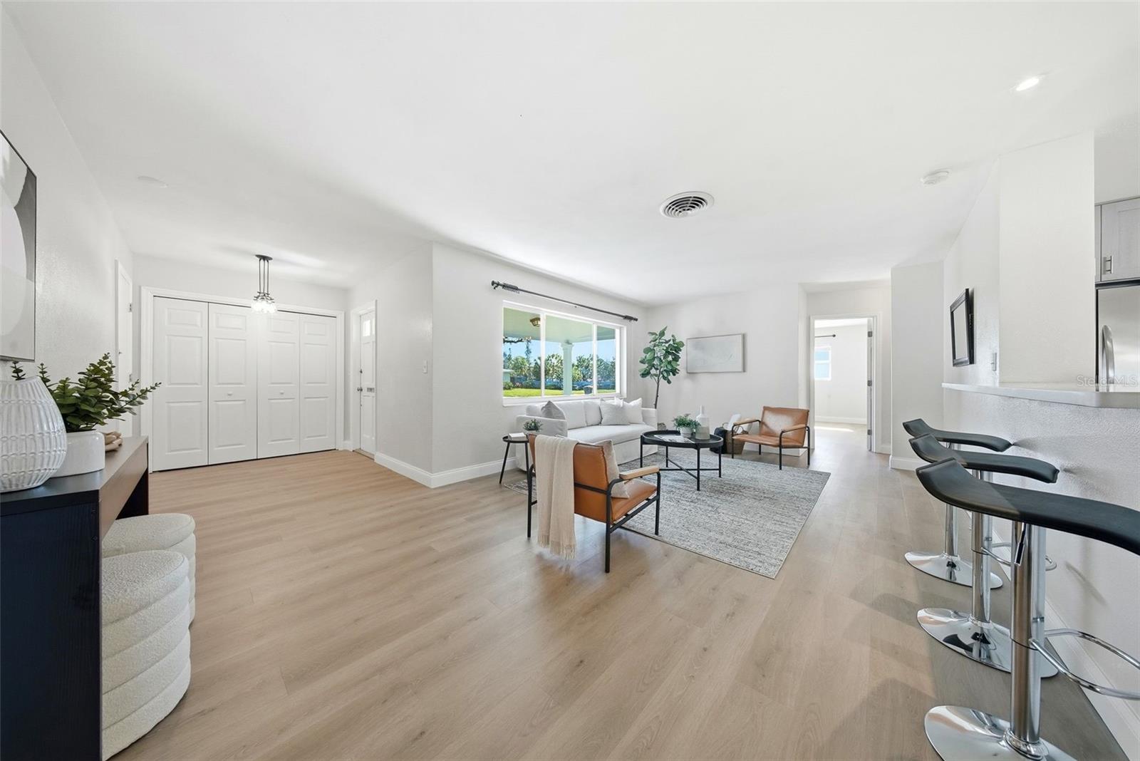 Formal enterway with closet