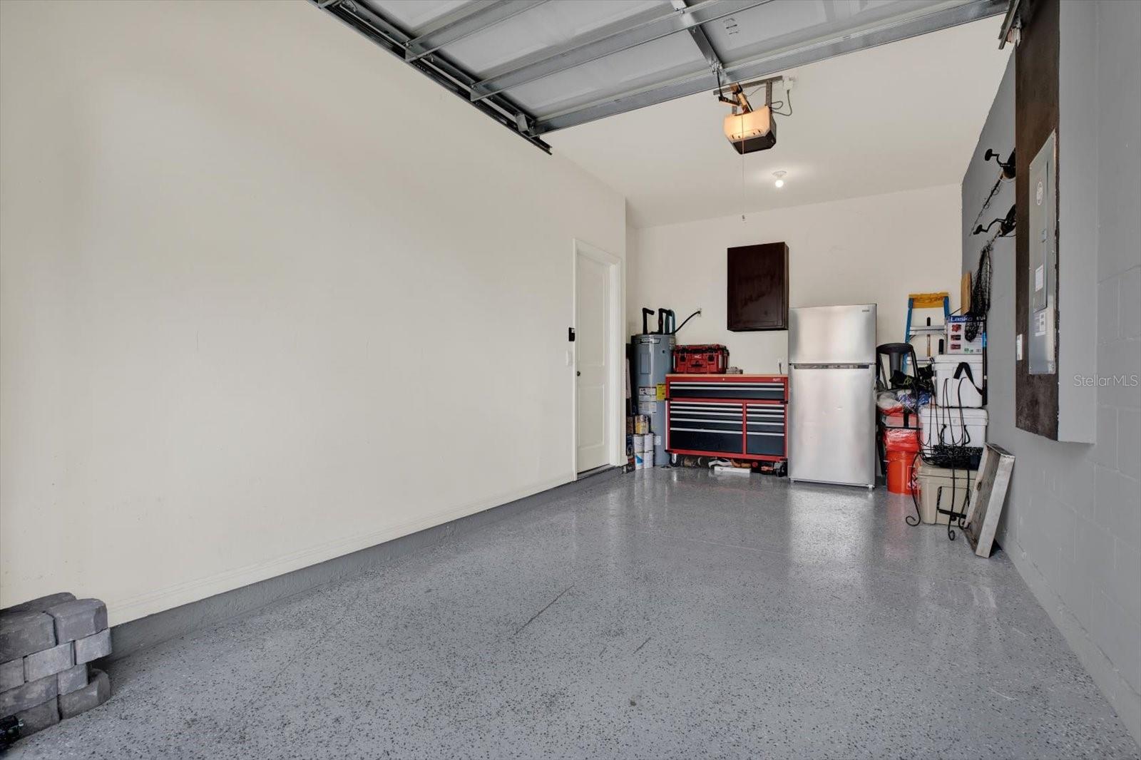 EPOXY FLOORING IN GARAGE