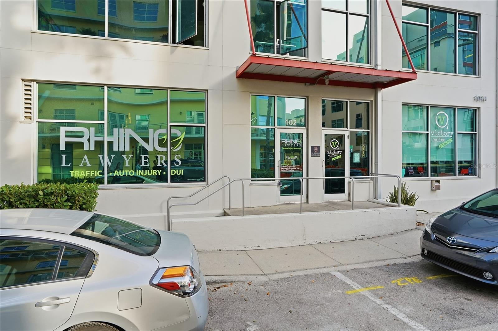 Neighborhood Amenities - Victory Coffee & Attorneys Office