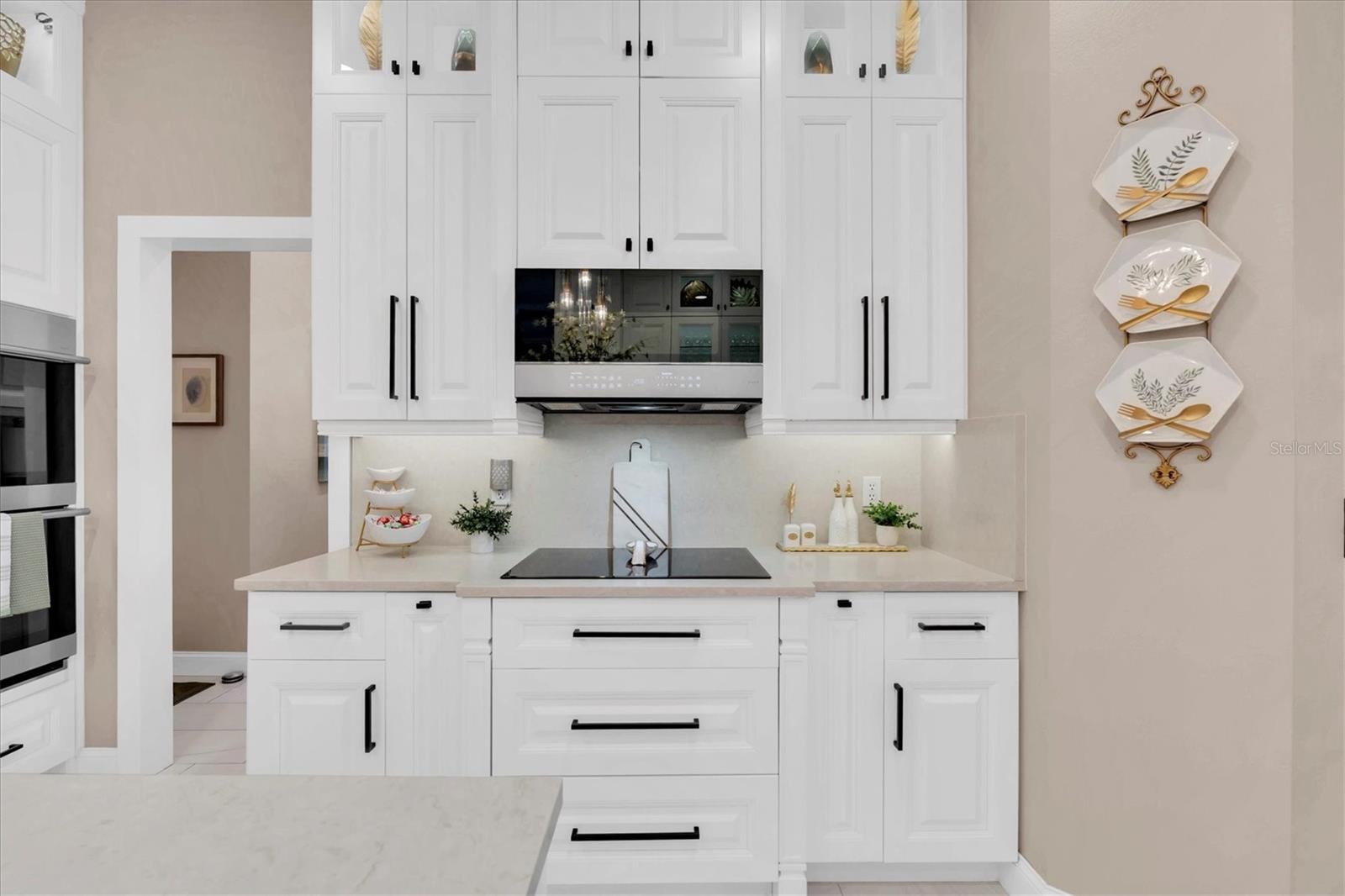 Custom Kitchen with Cooktop