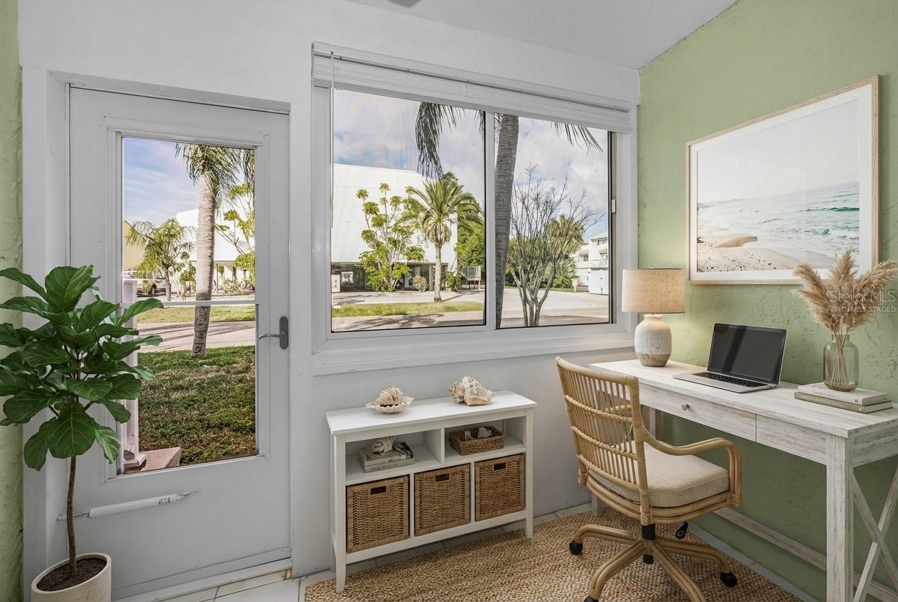 Virtually Staged Florida Room