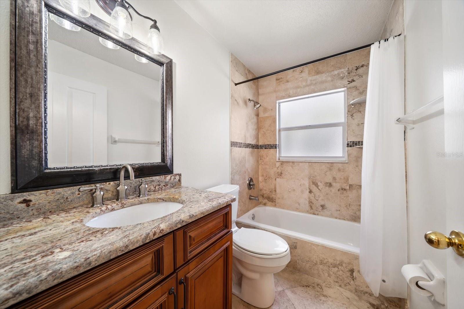 Guest Bathroom with Tub/Shower