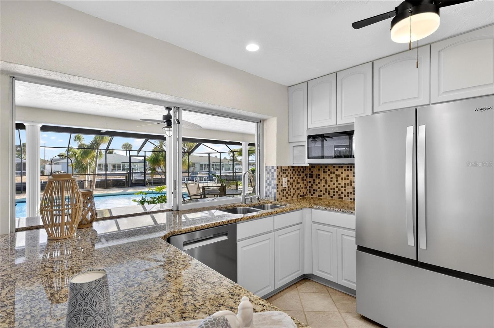 kitchen, stainless appliances