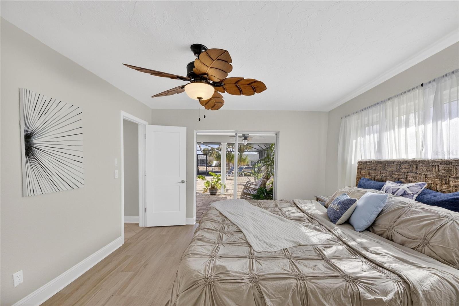 master bedroom, sliding door in master