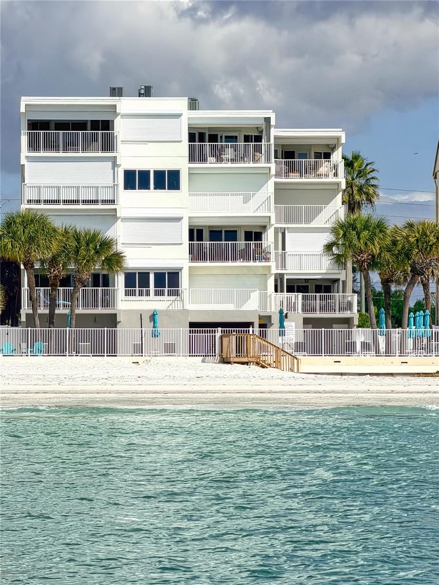 VIEW OF THE BUILDING FROM BEACH SIDE