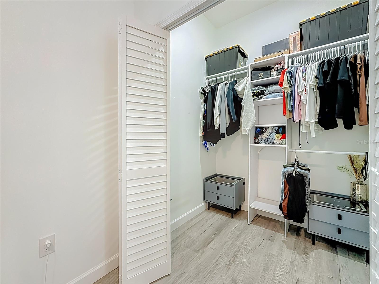 Very deep panel closet