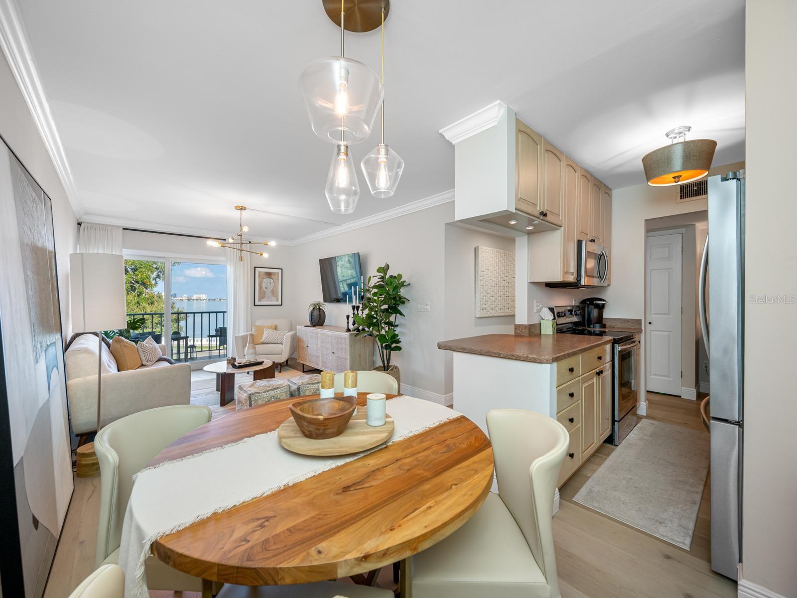 Bay View Living & Dining