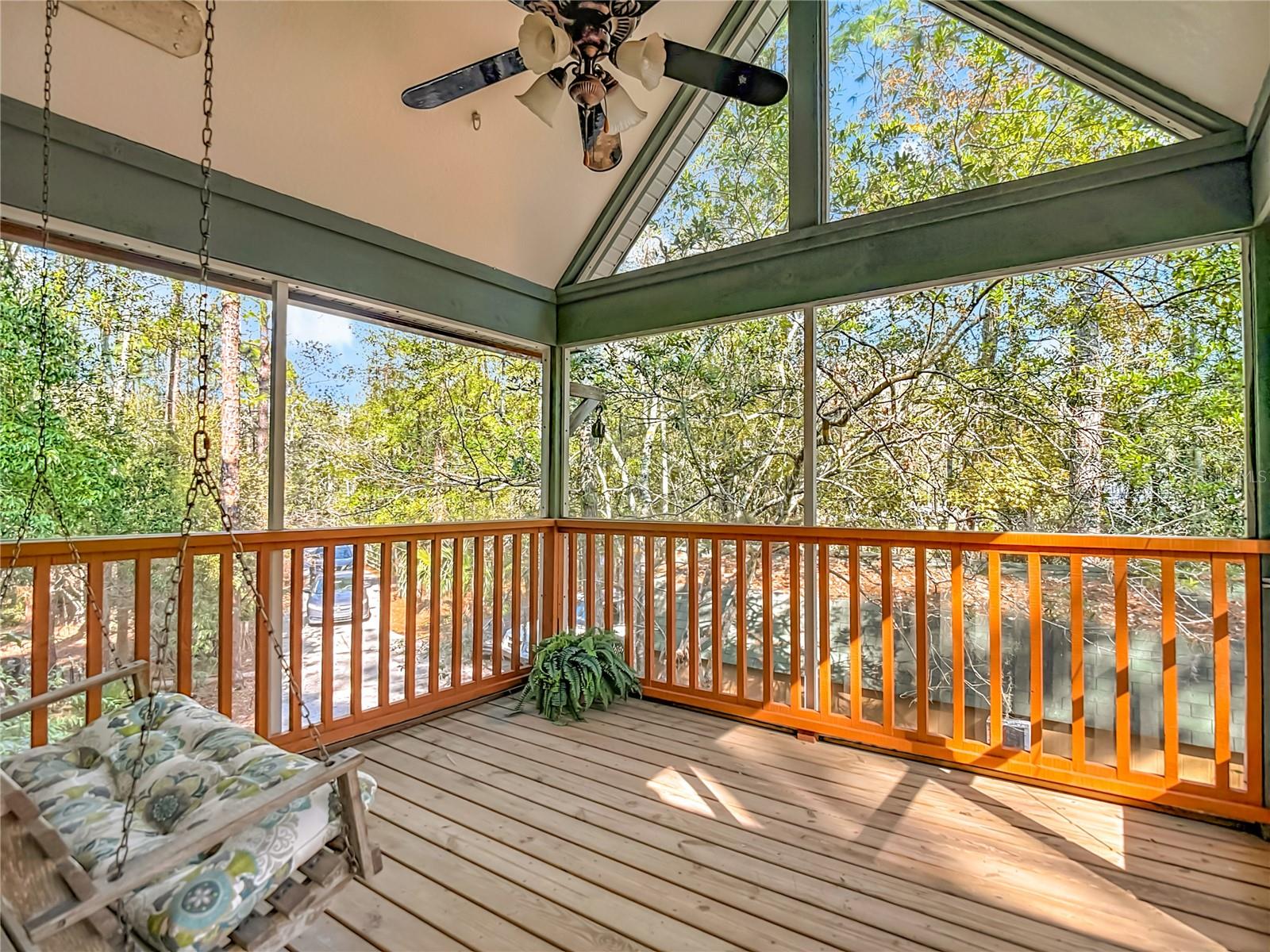 All Screened in Upstairs Deck