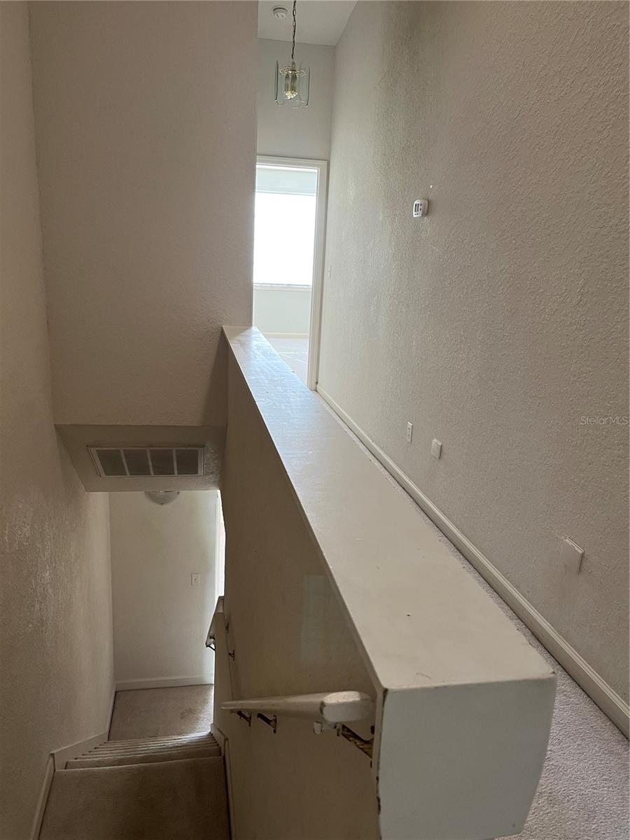 View from the 2nd floor to foyer