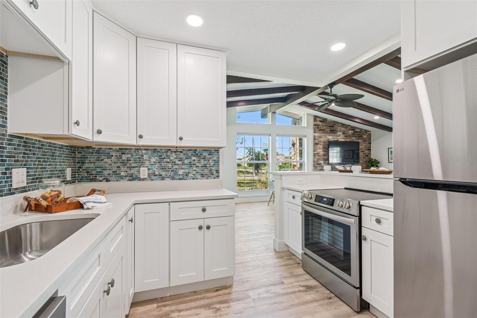 Elegant coastal kitchen