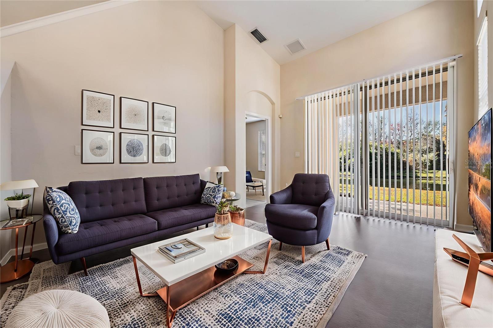 This photo has been Virtually Staged.