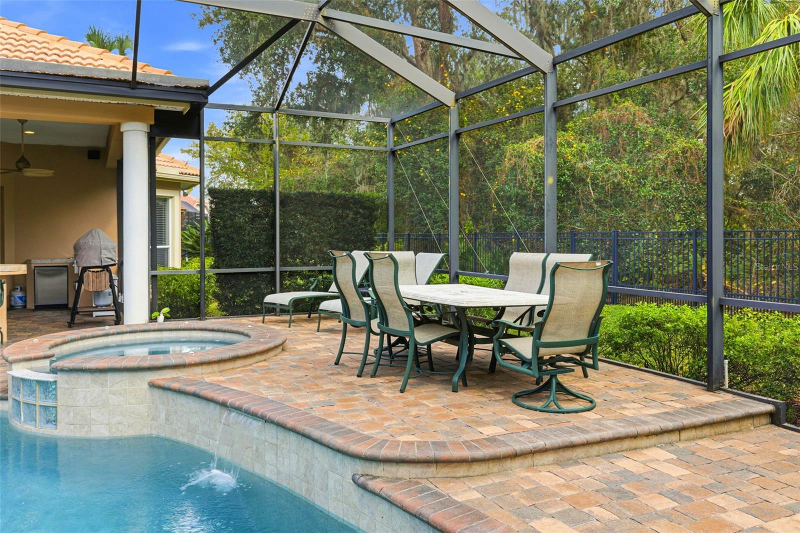 Furniture on upper part of lanai is included