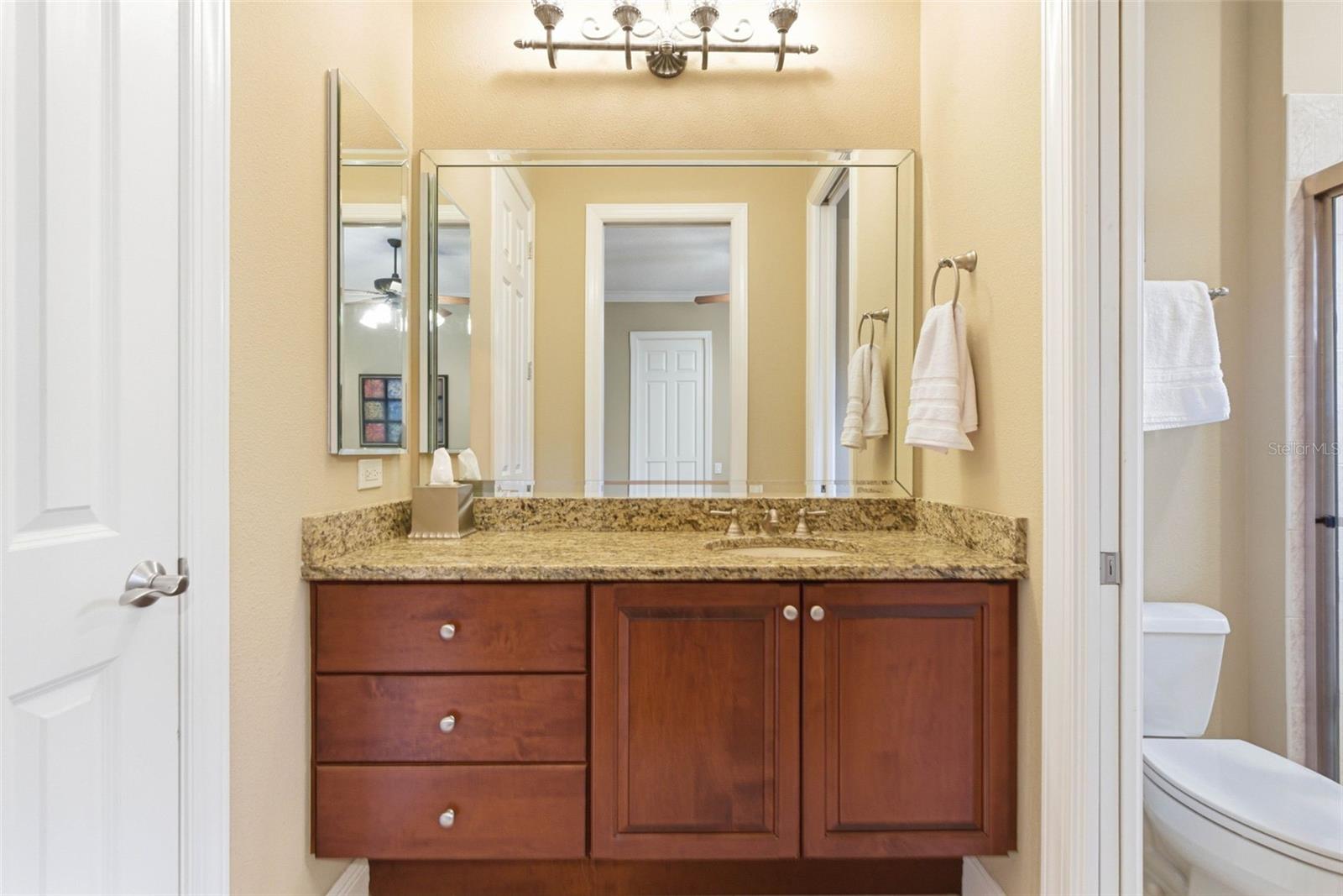 Bathroom 4 pool bath