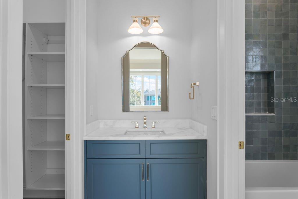 ... AND EN SUITE BATHS