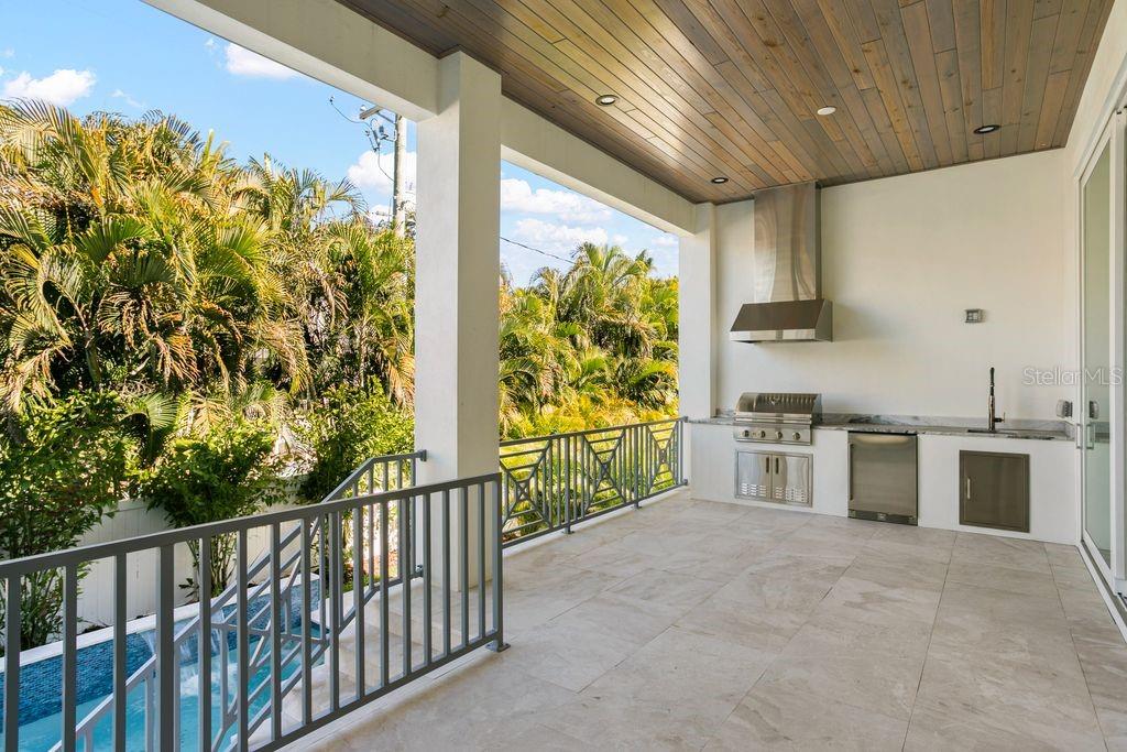 YEAR ROUND PARTY TERRACE WITH FULL SUMMER KITCHEN