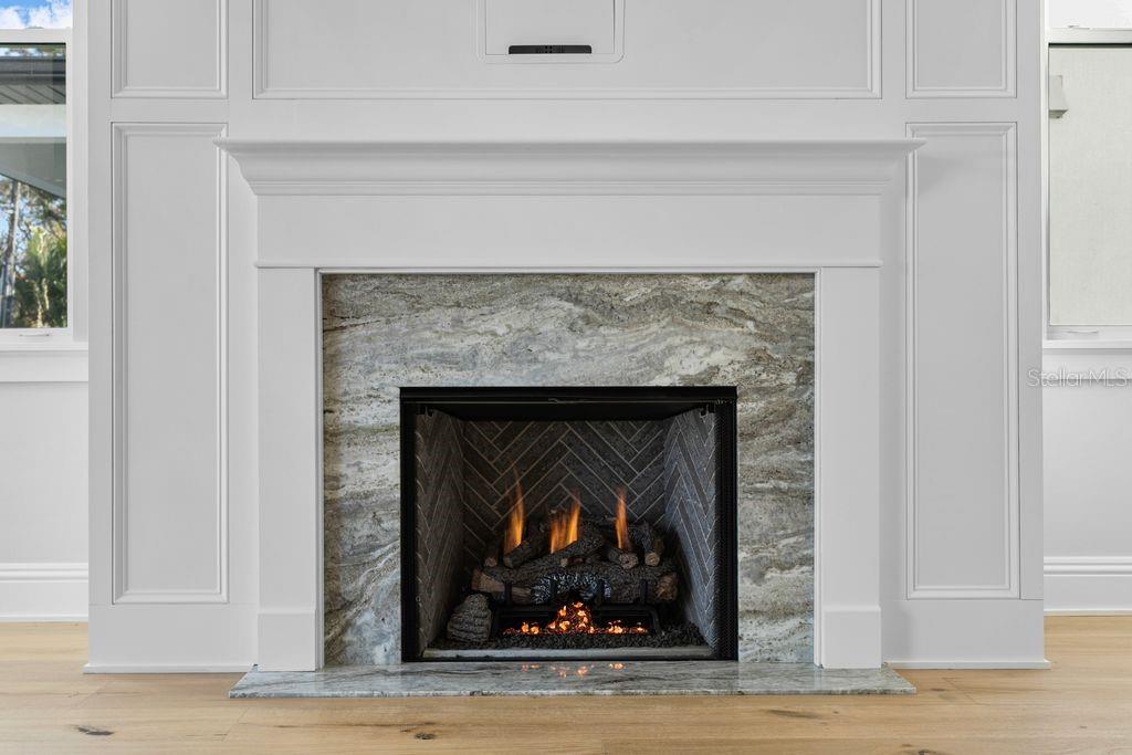 WARMTH AT THE TOUCH OF A BUTTON