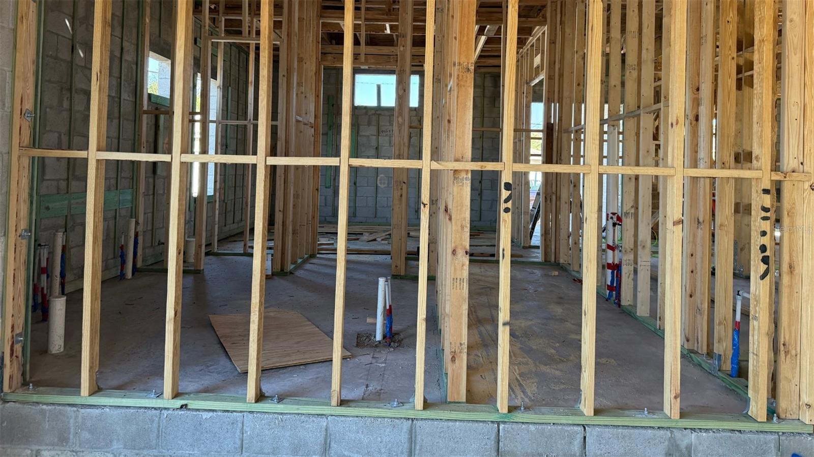 Primary Bath, Walk In, Bedroom