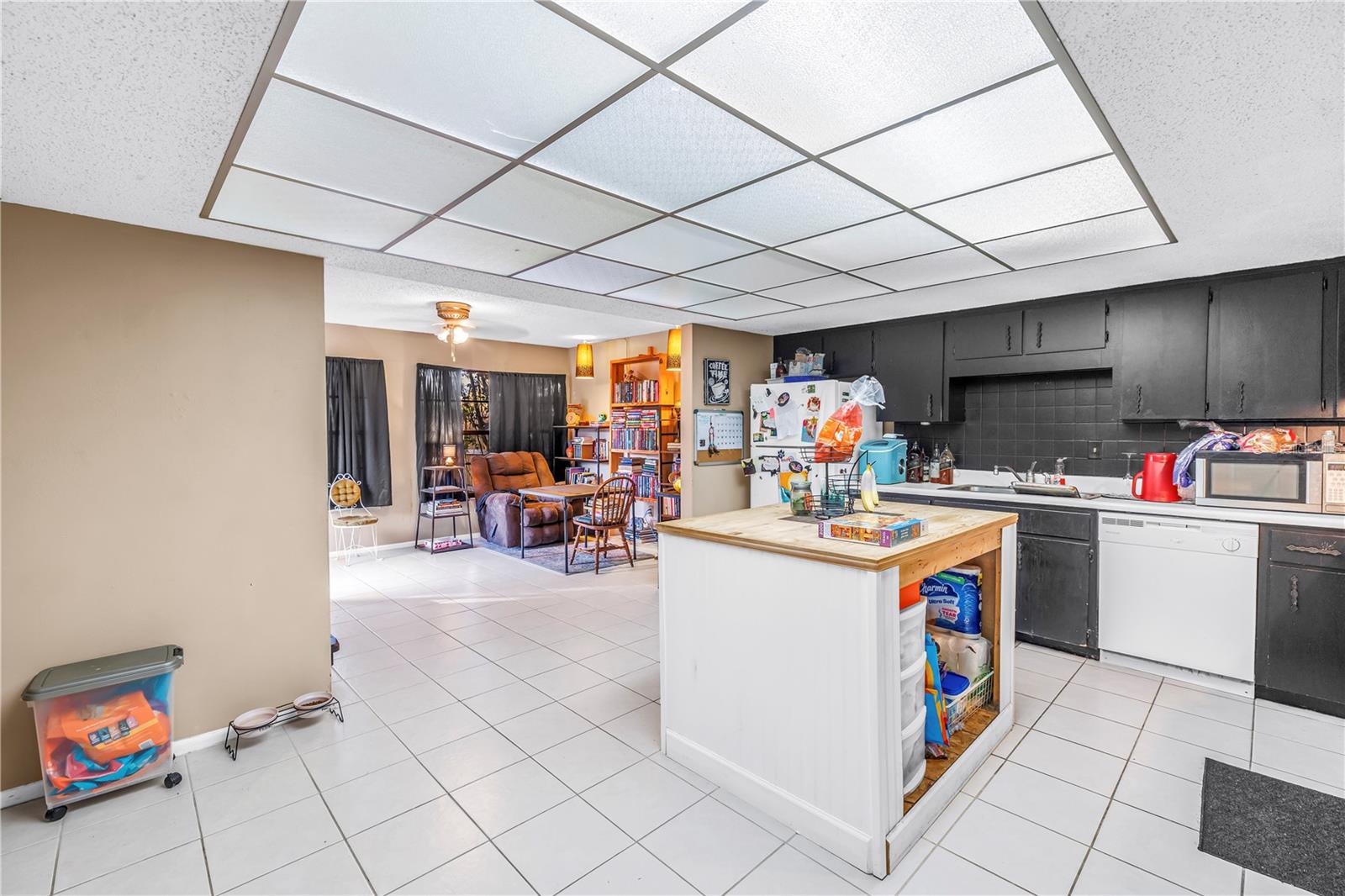 Kitchen / family room
