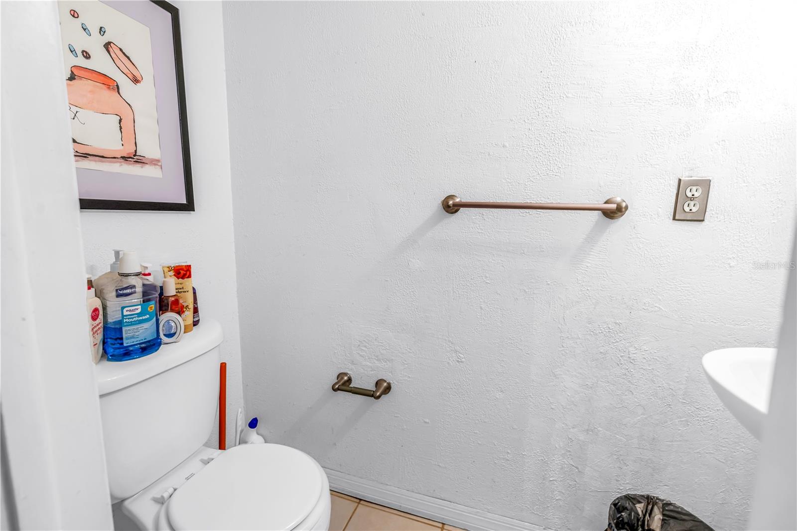 First level powder bath