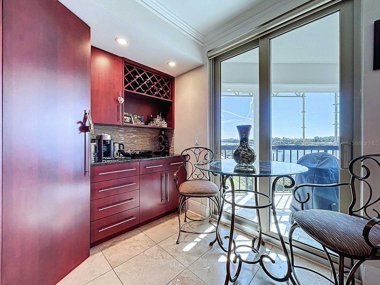 Breakfast nook/Coffee bar