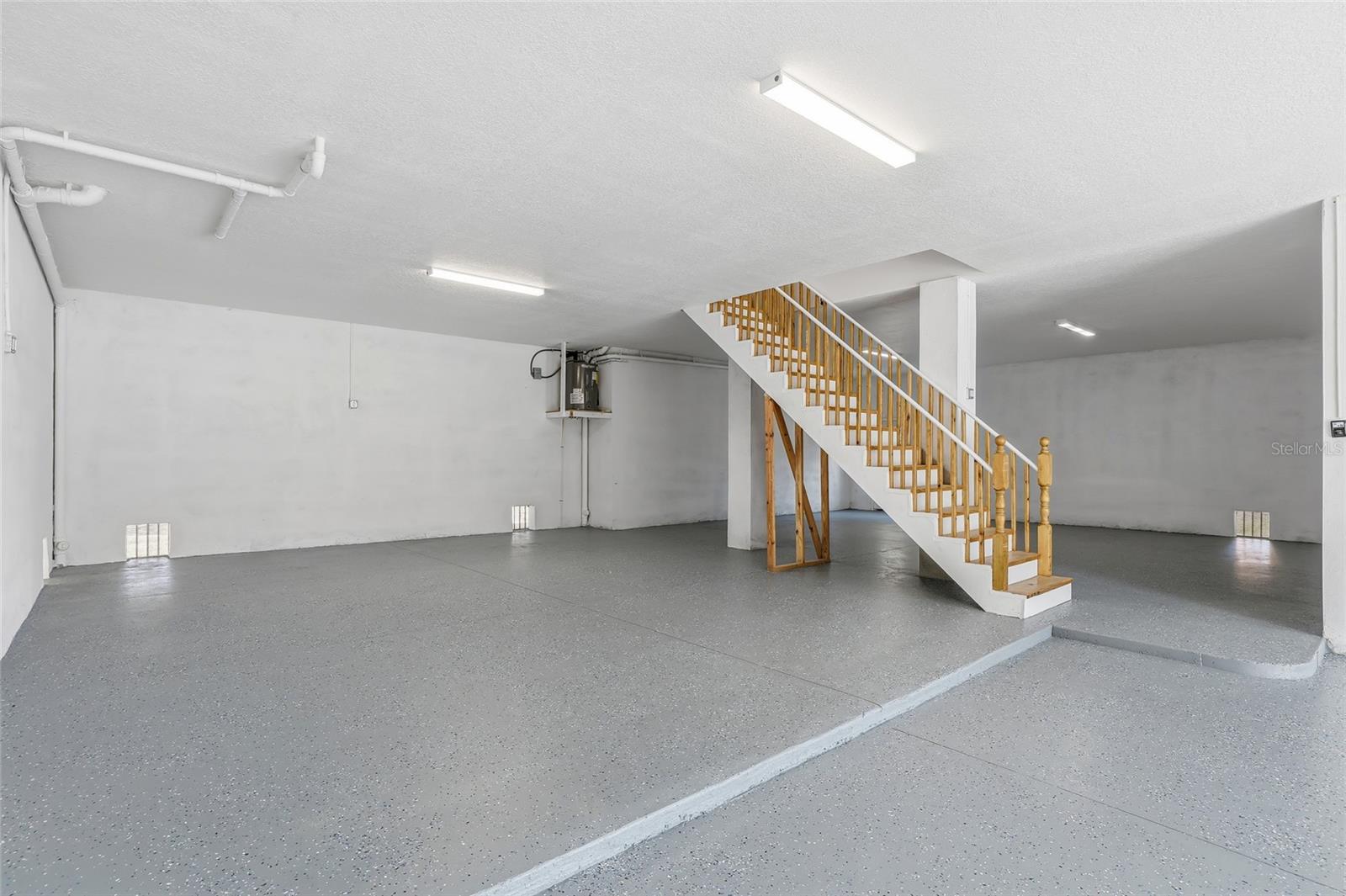 Back  room of the garage. Fits 4-6 cars