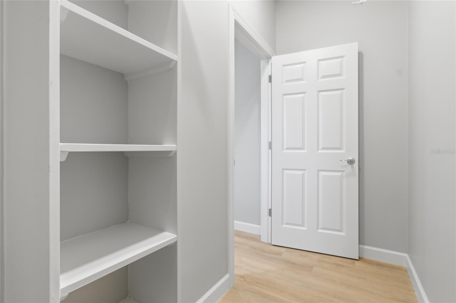 Closet Built Ins