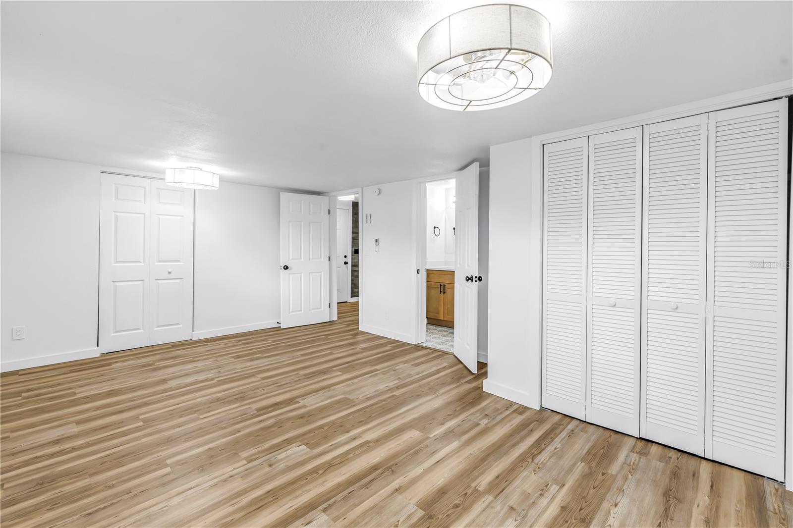 Primary Bedroom 1 w/ additional closet