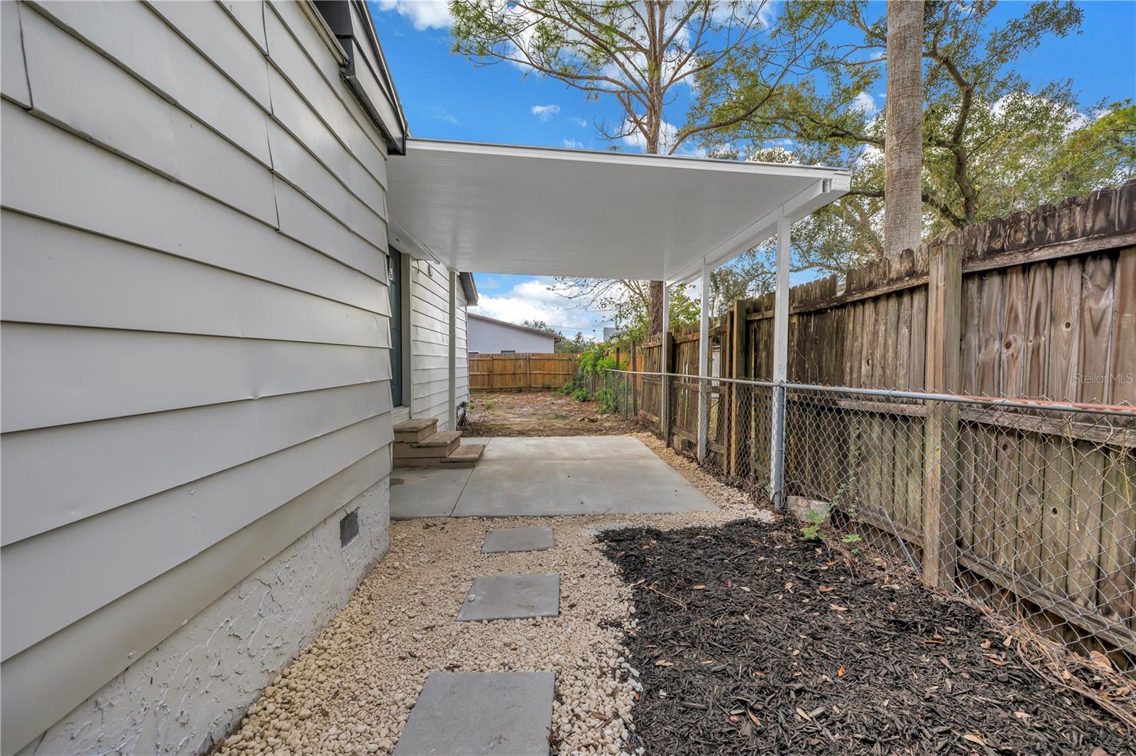 Walkway to side entrance