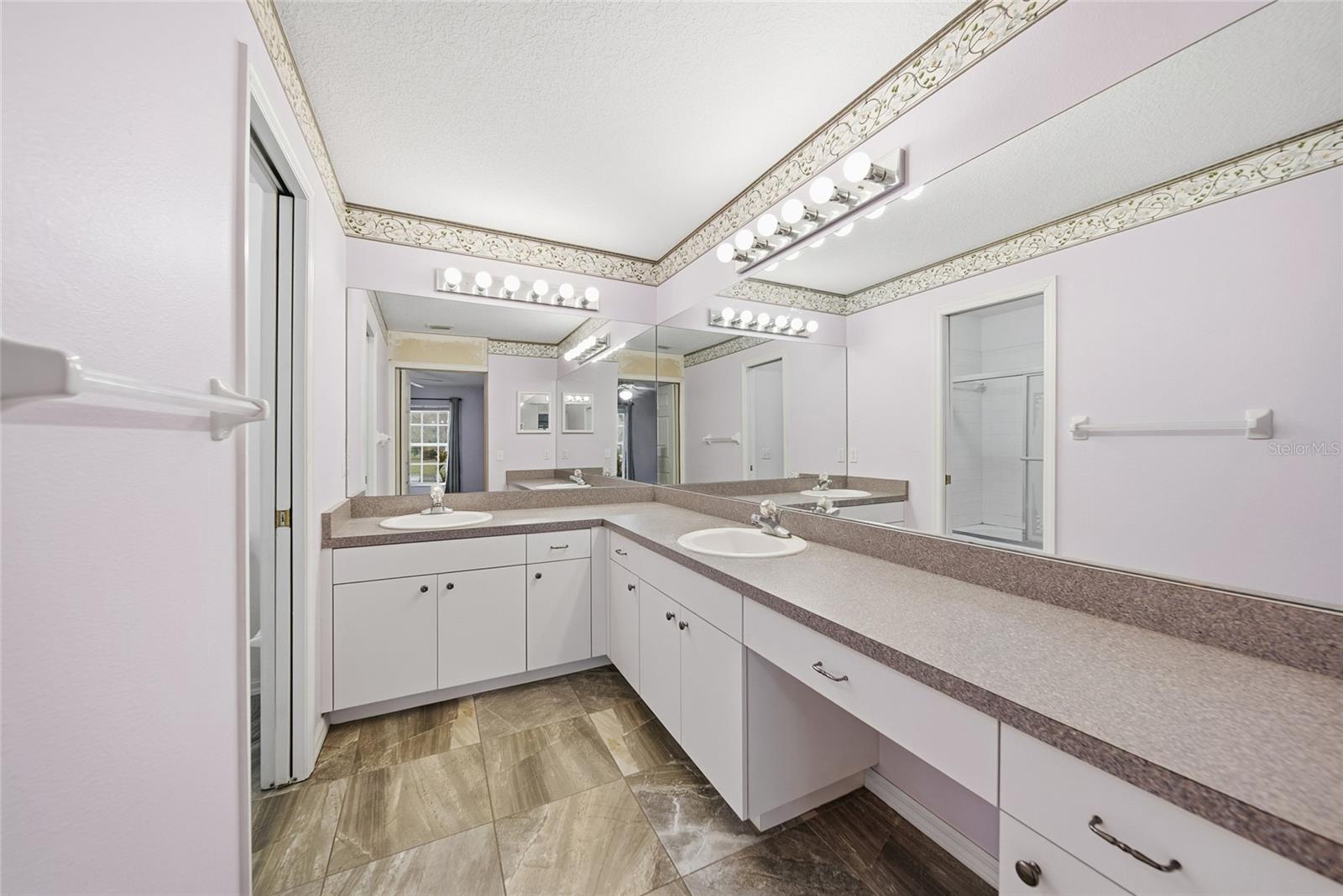 Primary Ensuite Bath