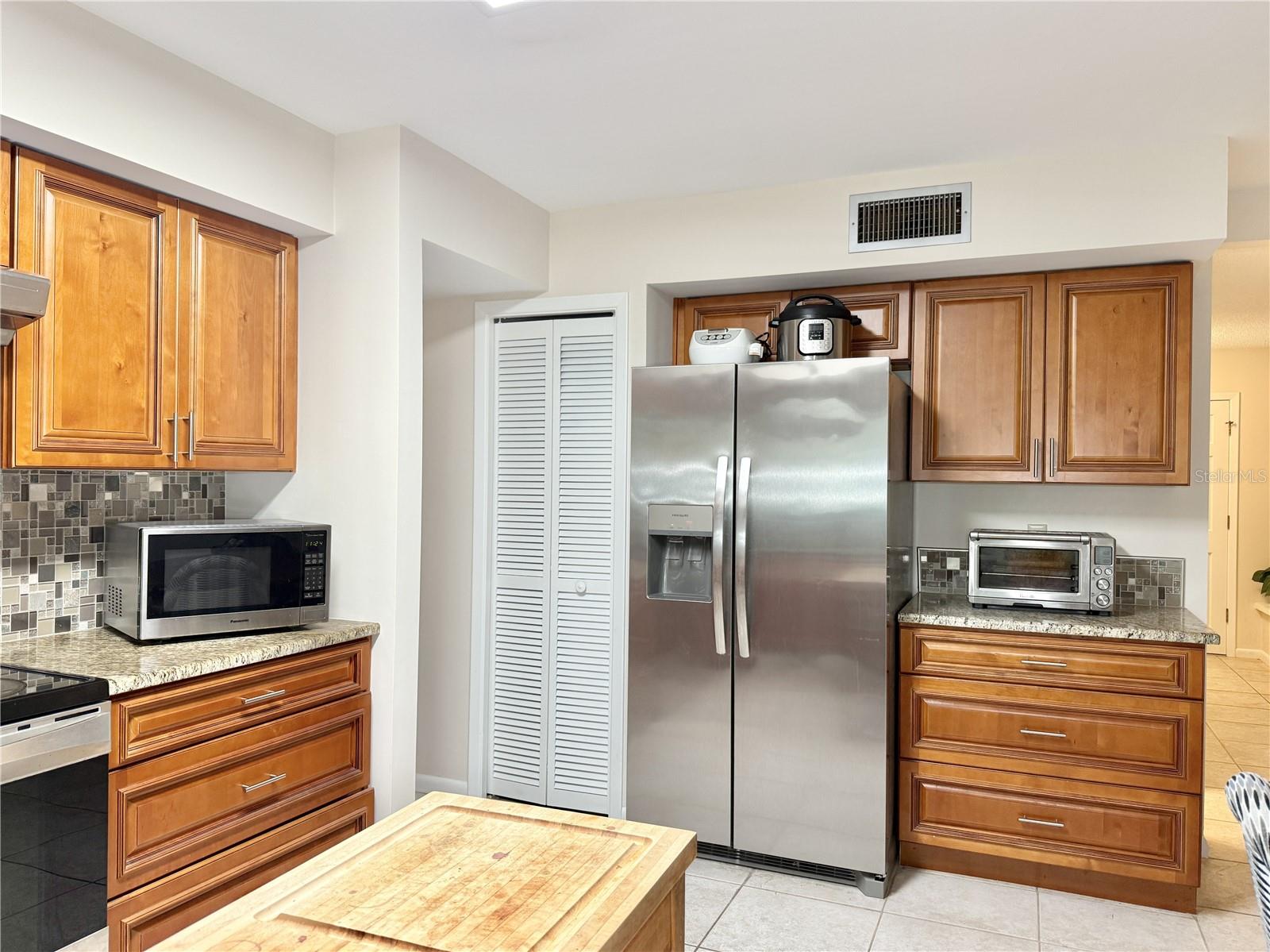 Kitchen - Stainless Steel Appliances