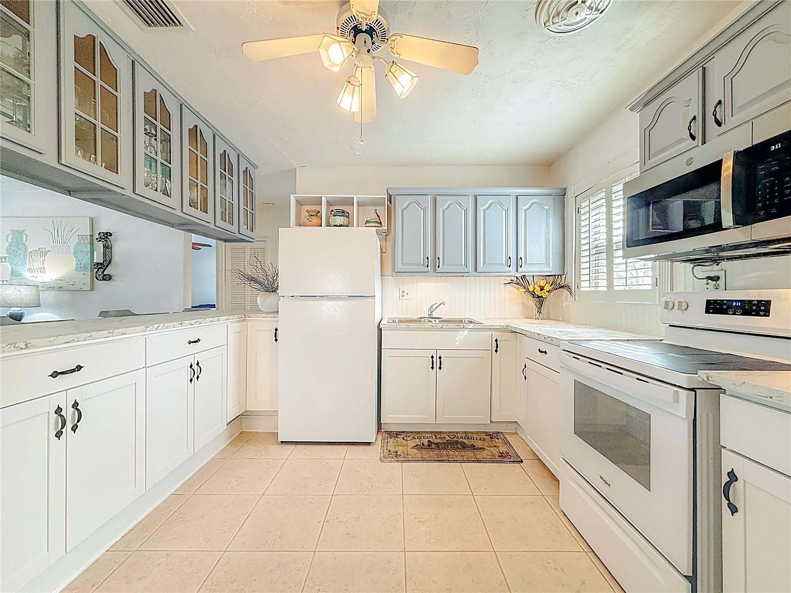 This view of the kitchen shows you the nice layout of the kitchen