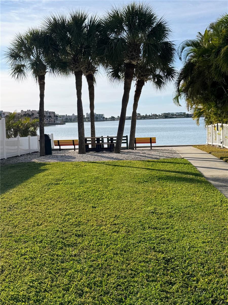 This is one of the parks in the neighborhood that everyone gathers to view the magnificient sunsets and the Christmas boat parades.