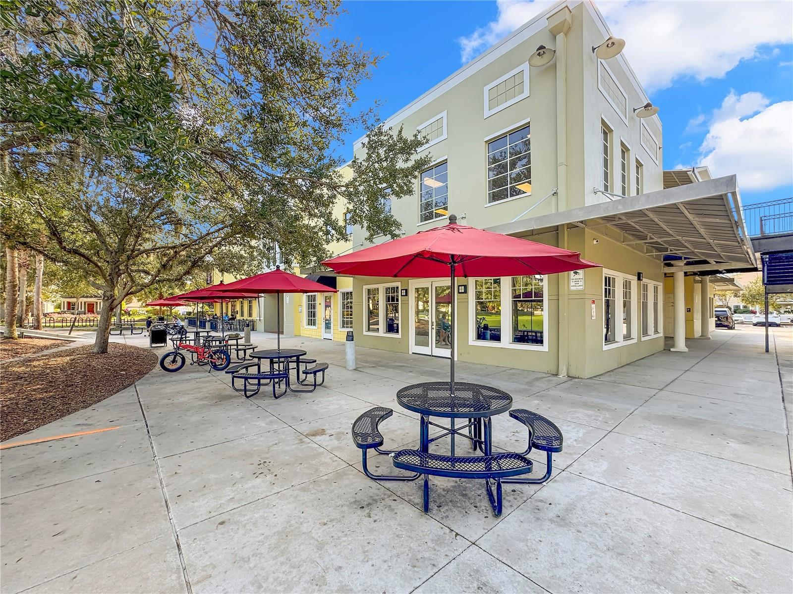 Amenities - Park Square