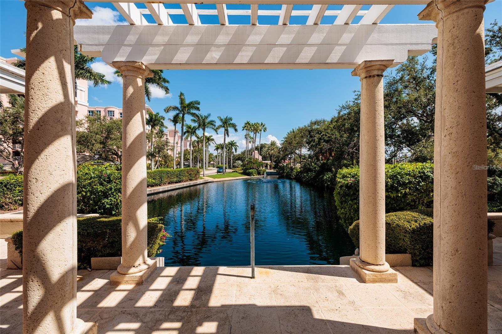 Resort Vibes Everywhere ~ Luxury Florida Beach Lining