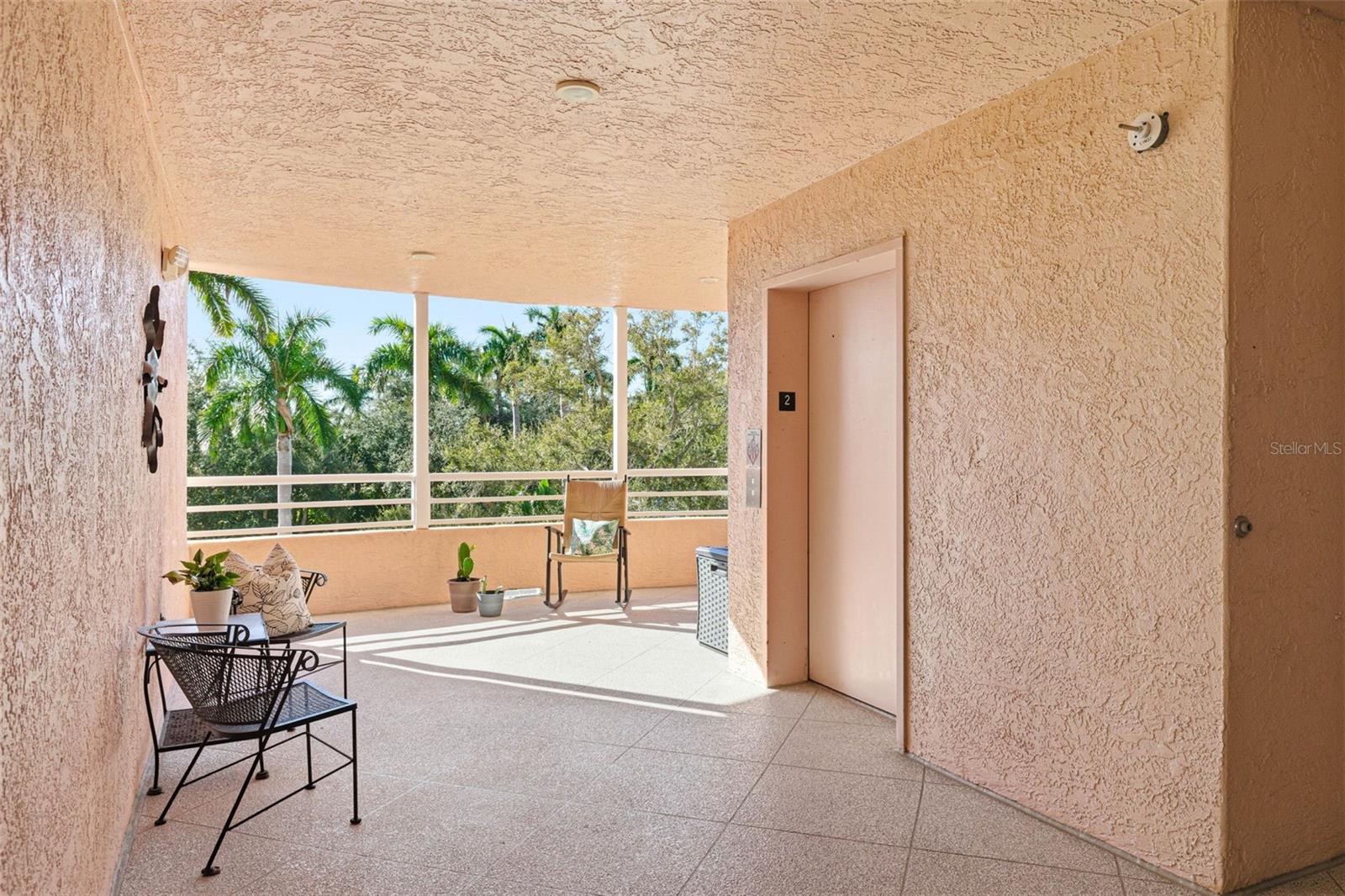 Shared Neighbor Elevator Terrace