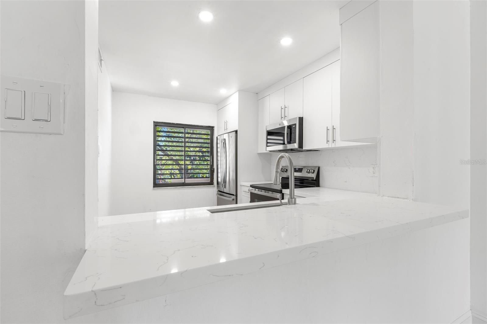 Breakfast bar with room for bar stool seating