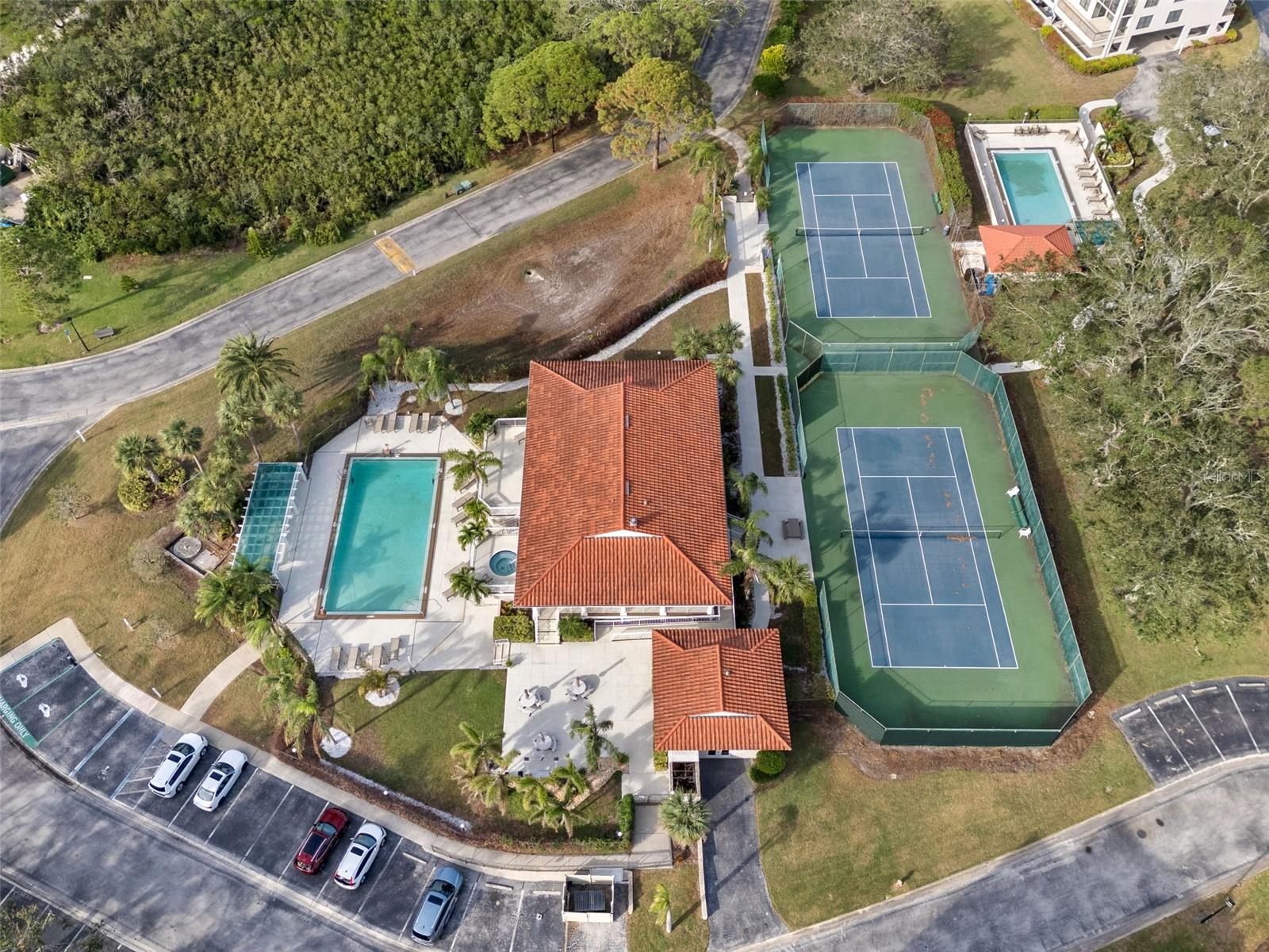 Tons of resort-style amenities are included!