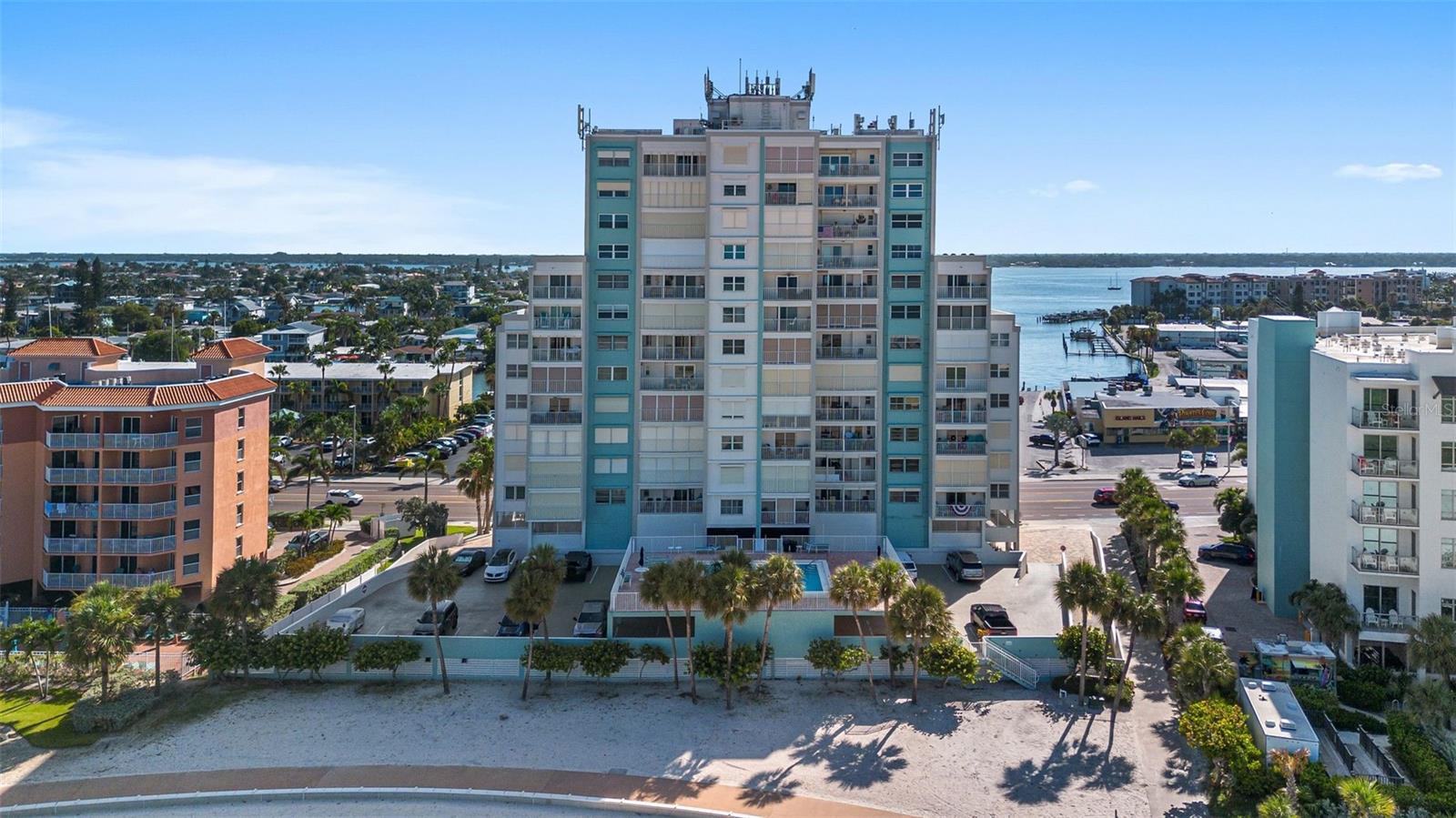 Welcome to your beach condo on Treasure Island!