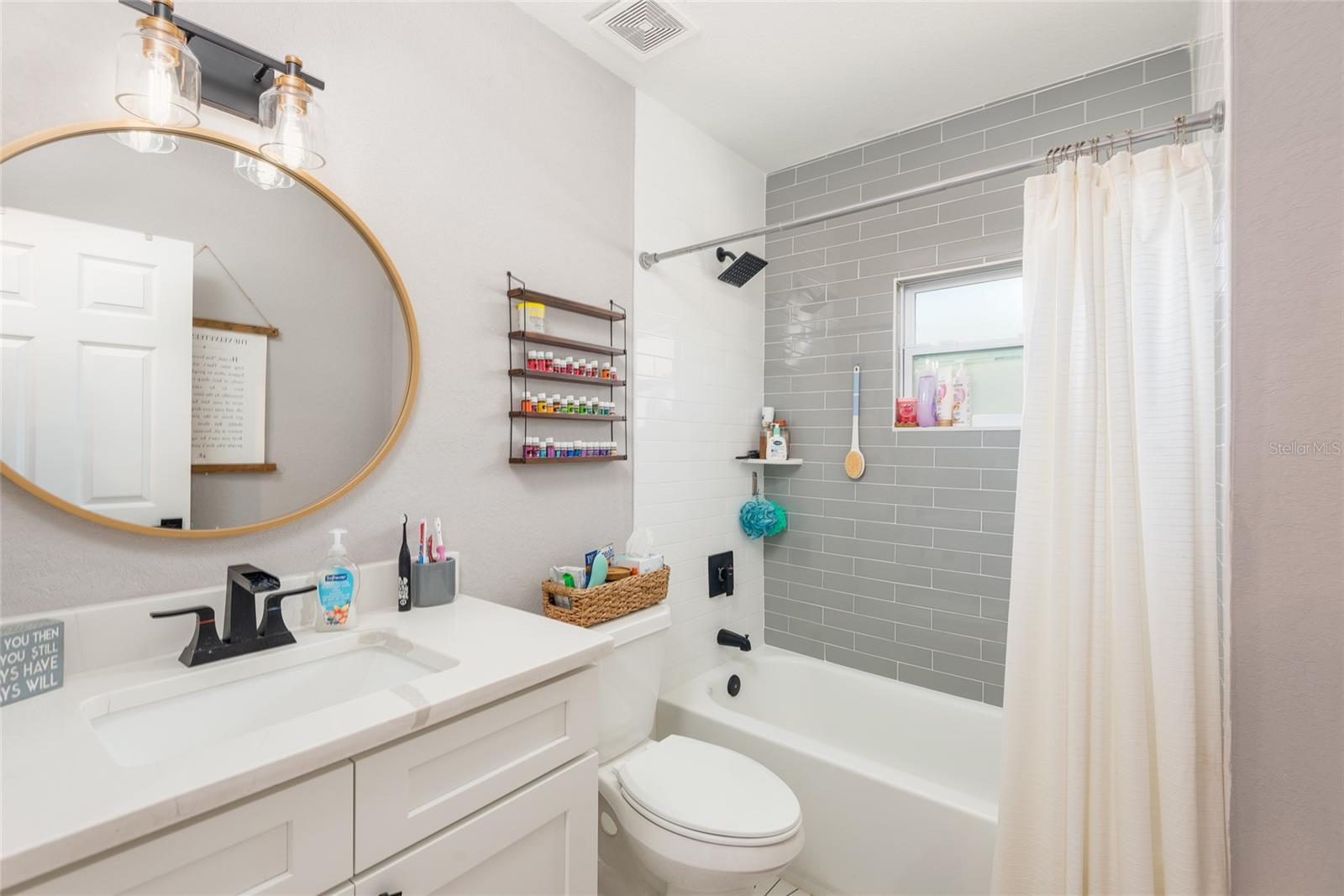 Bathroom 2 tub and shower combo
