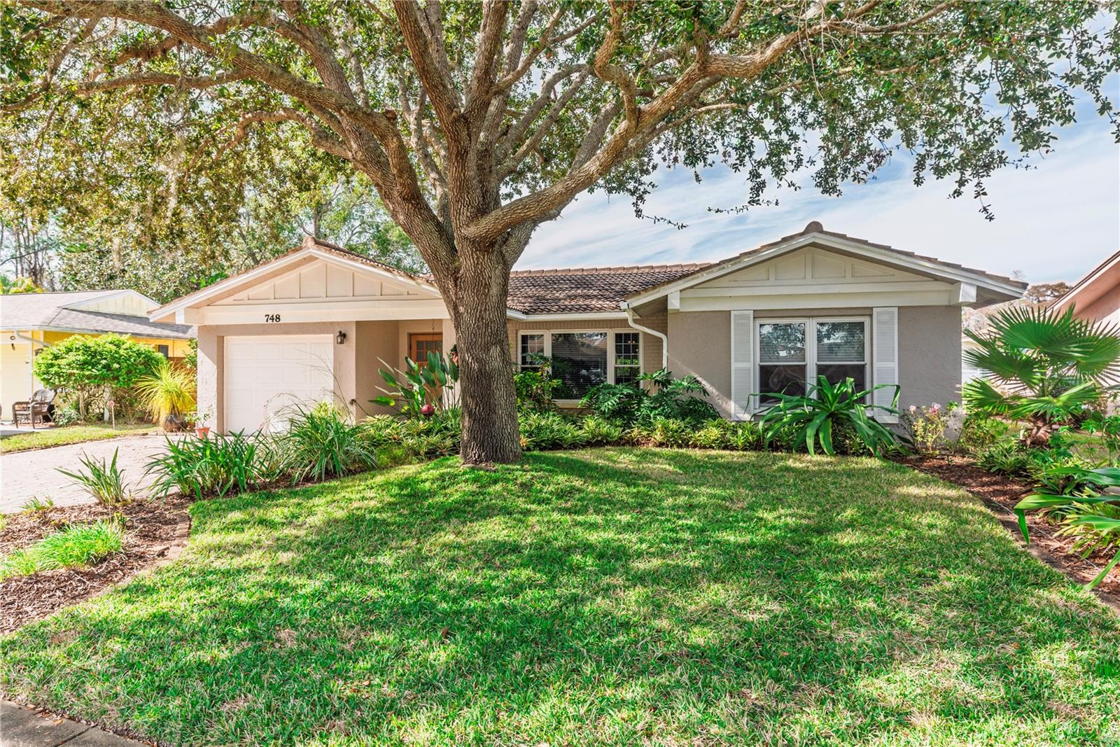 Make an appointment before it’s SOLD!