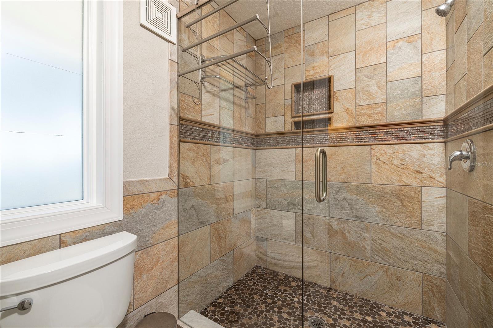 Guest bedroom1 private en suite bathroom