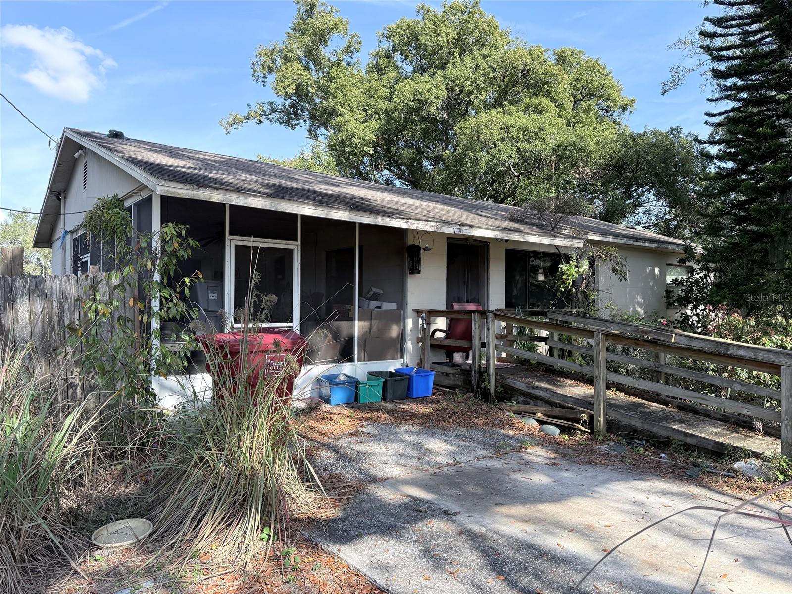 Exterior @ 1602 E Calhoun St, Plant City , FL 33563